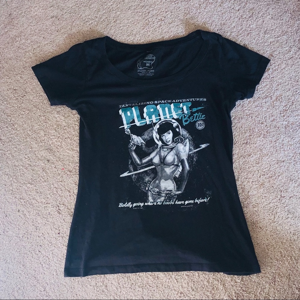 Planet Bettie tee